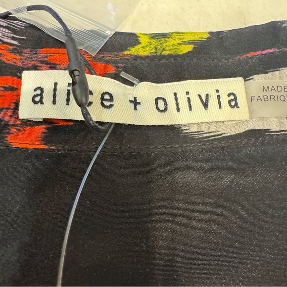 Alice + Olivia Moonstruck Silk Blouse Button Front Top M NWT - Picture 8 of 15